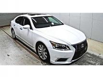 2012 Lexus LS