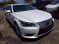 2015 Lexus LS