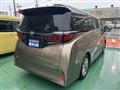 2025 Toyota Alphard Hybrid