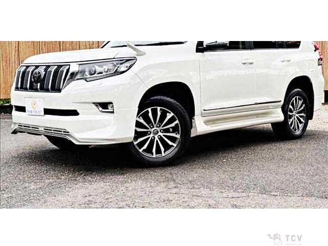 2018 Toyota Land Cruiser Prado