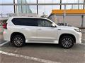 2021 Toyota Land Cruiser Prado