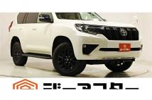2022 Toyota Land Cruiser Prado