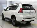 2022 Toyota Land Cruiser Prado