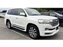 2018 Toyota Land Cruiser