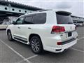 2018 Toyota Land Cruiser