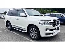 2018 Toyota Land Cruiser