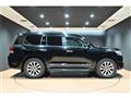 2018 Toyota Land Cruiser