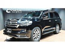 2018 Toyota Land Cruiser