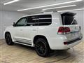 2017 Toyota Land Cruiser