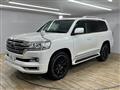 2017 Toyota Land Cruiser
