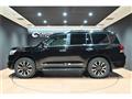 2017 Toyota Land Cruiser