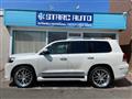 2017 Toyota Land Cruiser