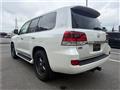 2016 Toyota Land Cruiser