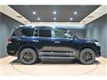 2016 Toyota Land Cruiser