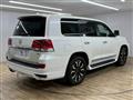 2016 Toyota Land Cruiser