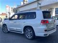 2016 Toyota Land Cruiser