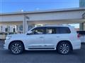 2016 Toyota Land Cruiser