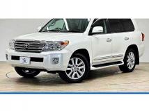 2014 Toyota Land Cruiser