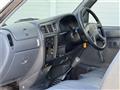2004 Toyota Hilux