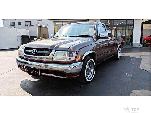 2002 Toyota Hilux