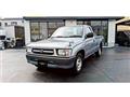 2004 Toyota Hilux