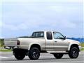 2004 Toyota Hilux