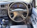 2004 Toyota Hilux