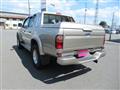 2003 Toyota Hilux
