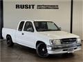 2003 Toyota Hilux