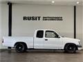 2003 Toyota Hilux