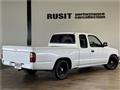 2003 Toyota Hilux