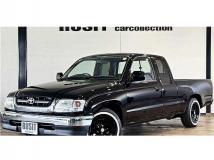 2000 Toyota Hilux