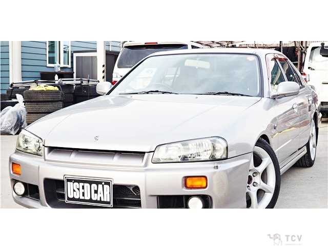 2000 Nissan Skyline