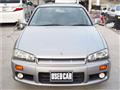 2000 Nissan Skyline