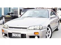 2000 Nissan Skyline