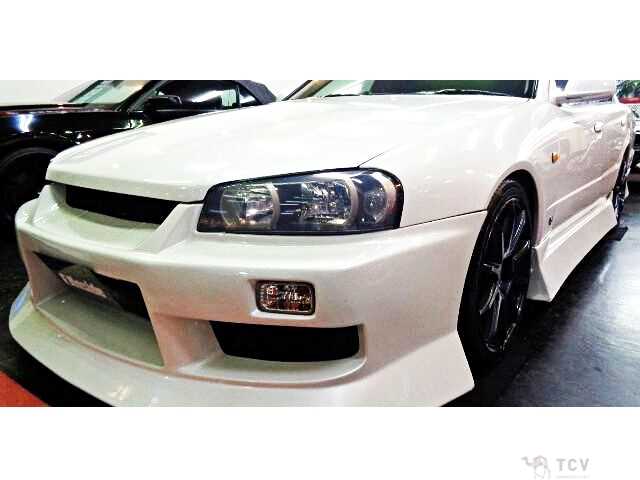 2000 Nissan Skyline