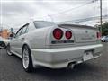 2000 Nissan Skyline