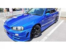 2000 Nissan Skyline