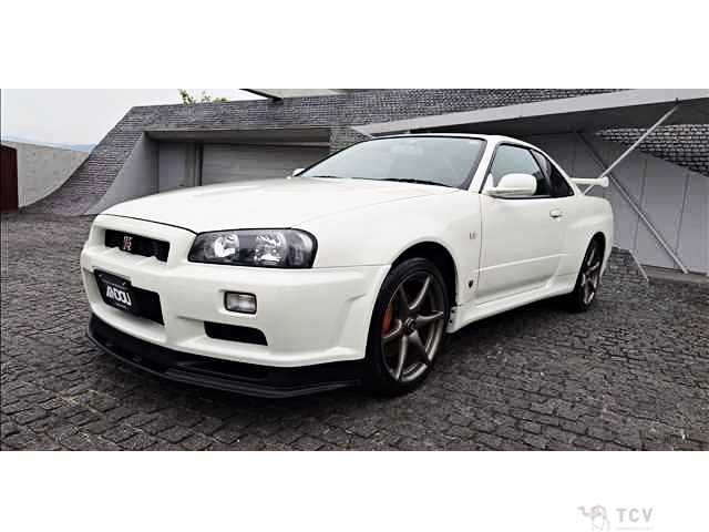 2002 Nissan Skyline
