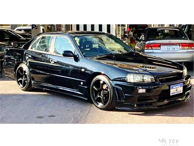 2000 Nissan Skyline