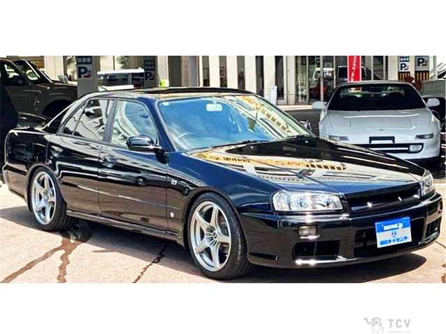 2000 Nissan Skyline
