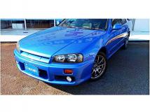 2000 Nissan Skyline