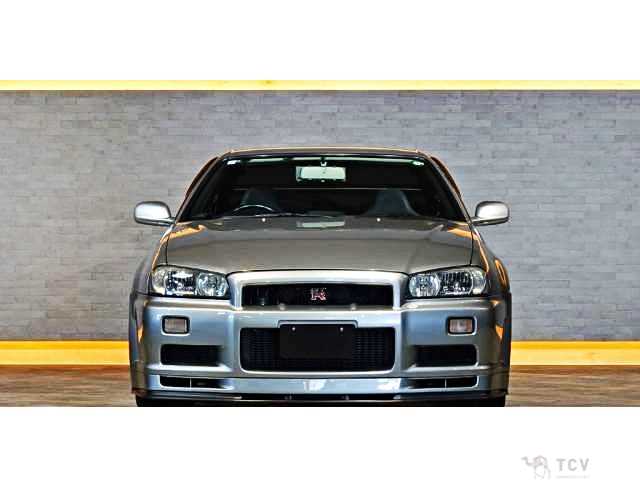2000 Nissan Skyline