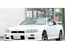 2000 Nissan Skyline