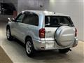 2004 Toyota RAV4