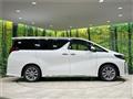 2022 Toyota Alphard