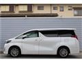 2022 Toyota Alphard