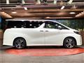 2023 Toyota Alphard