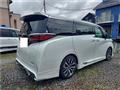 2023 Toyota Alphard
