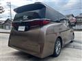 2025 Toyota Alphard